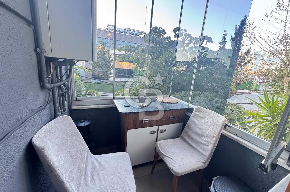 Sancaktepe necipfazıl caddesi üzerinde satılık 3 + 1 daire