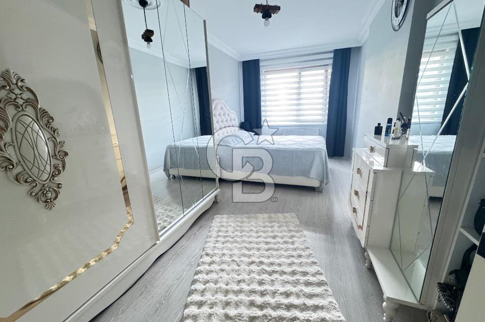Sancaktepe necipfazıl caddesi üzerinde satılık 3 + 1 daire