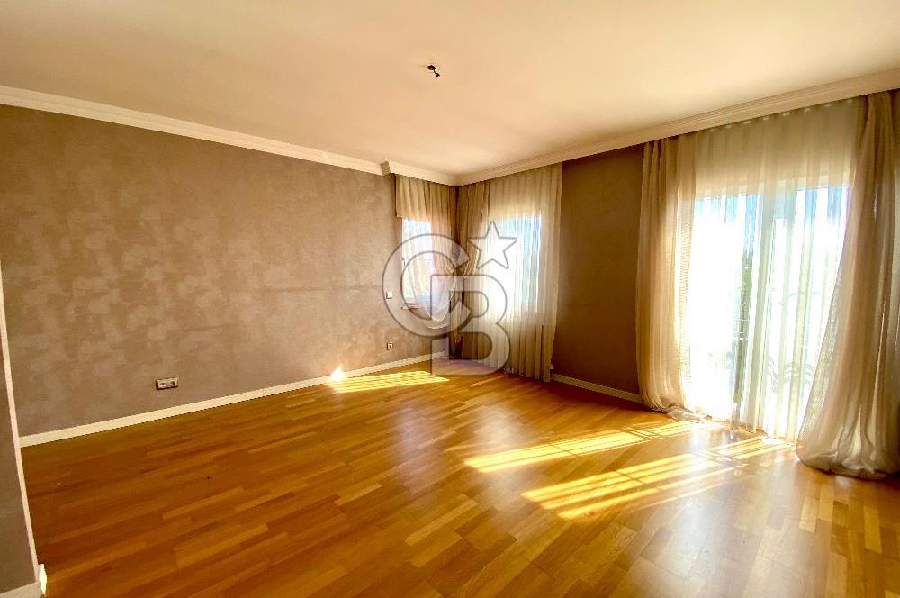 Ardıçlı Göl Evleri Satılık 5+2 Dubleks Villa