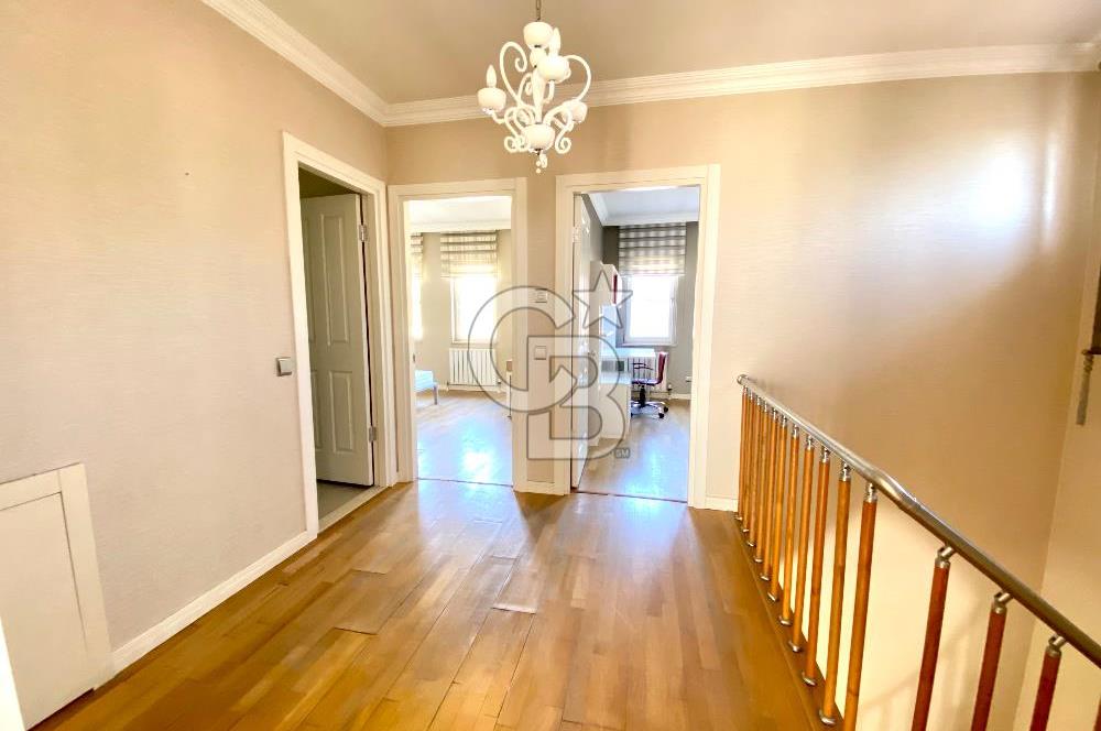 Ardıçlı Göl Evleri Satılık 5+2 Dubleks Villa