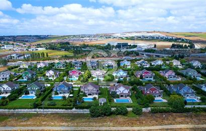 SUNFLOWER KARAAĞAÇ SATILIK 6+1 VİLLA
