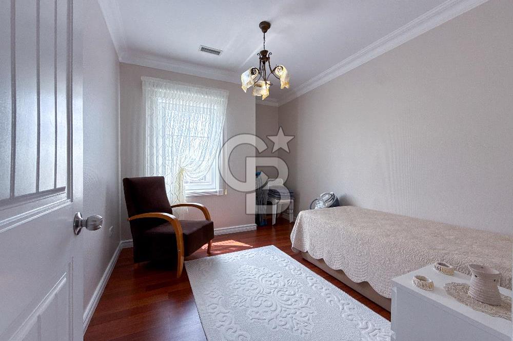 SUNFLOWER KARAAĞAÇ SATILIK 6+1 VİLLA