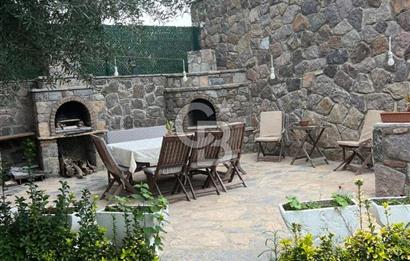 BODRUM GÖLKÖY'DE yıllık kiralık ÖZEL HAVUZLU VE PLAJLI TAŞ VİLLA