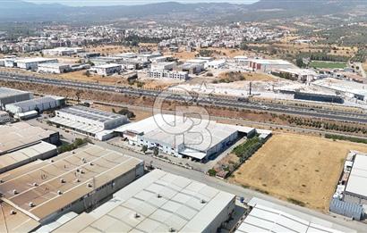 Kemalpaşa OSB'de 10.000 m' Arsa İçinde 8250 m2 Satılık Fabrika 