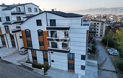 CB Elexus| Başiskele'de Deniz Manzaralı Satılık 4+1 Çatı Dubleks