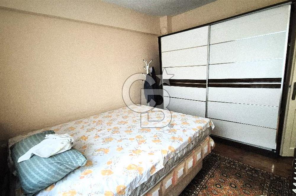 KONAK ÜÇYOL DA FIRSAT 3+1 SATILIK DAİRE