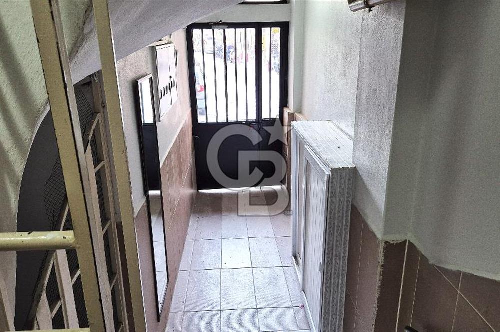 KONAK ÜÇYOL DA FIRSAT 3+1 SATILIK DAİRE