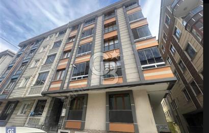ESENYURT DA SAADETDERE METROBÜSE 2 DK SATILIK 2+1 DAİRE