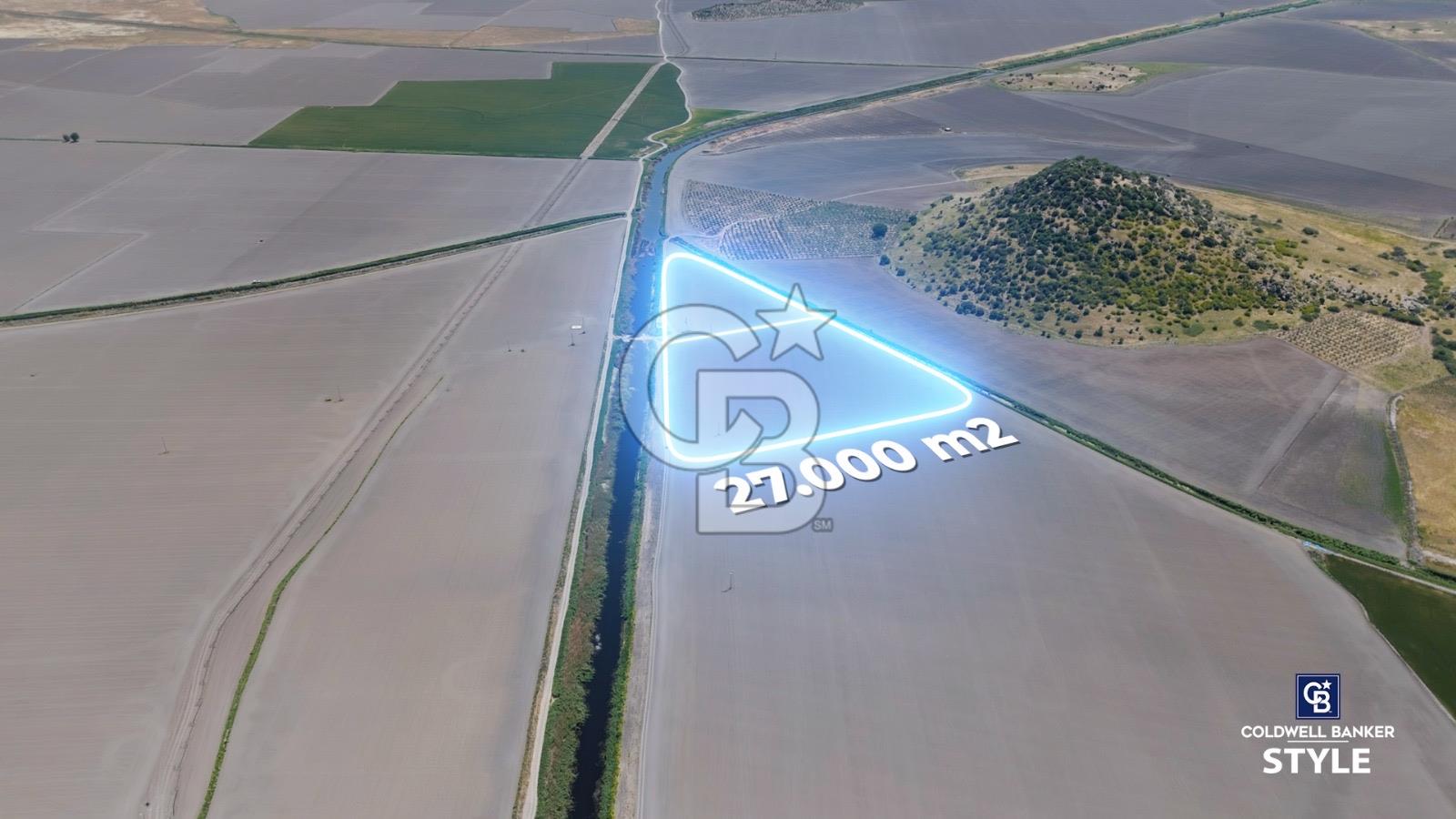 DİKİLİ SALİMBEY'DE 27.000 M2 YATIRIMLIK MUHTEŞEM KUPON ARAZİ