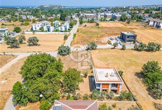 GÜZELBAHÇE YELKİ SATILIK 15/30 İMARLI 601 M2 ARSA