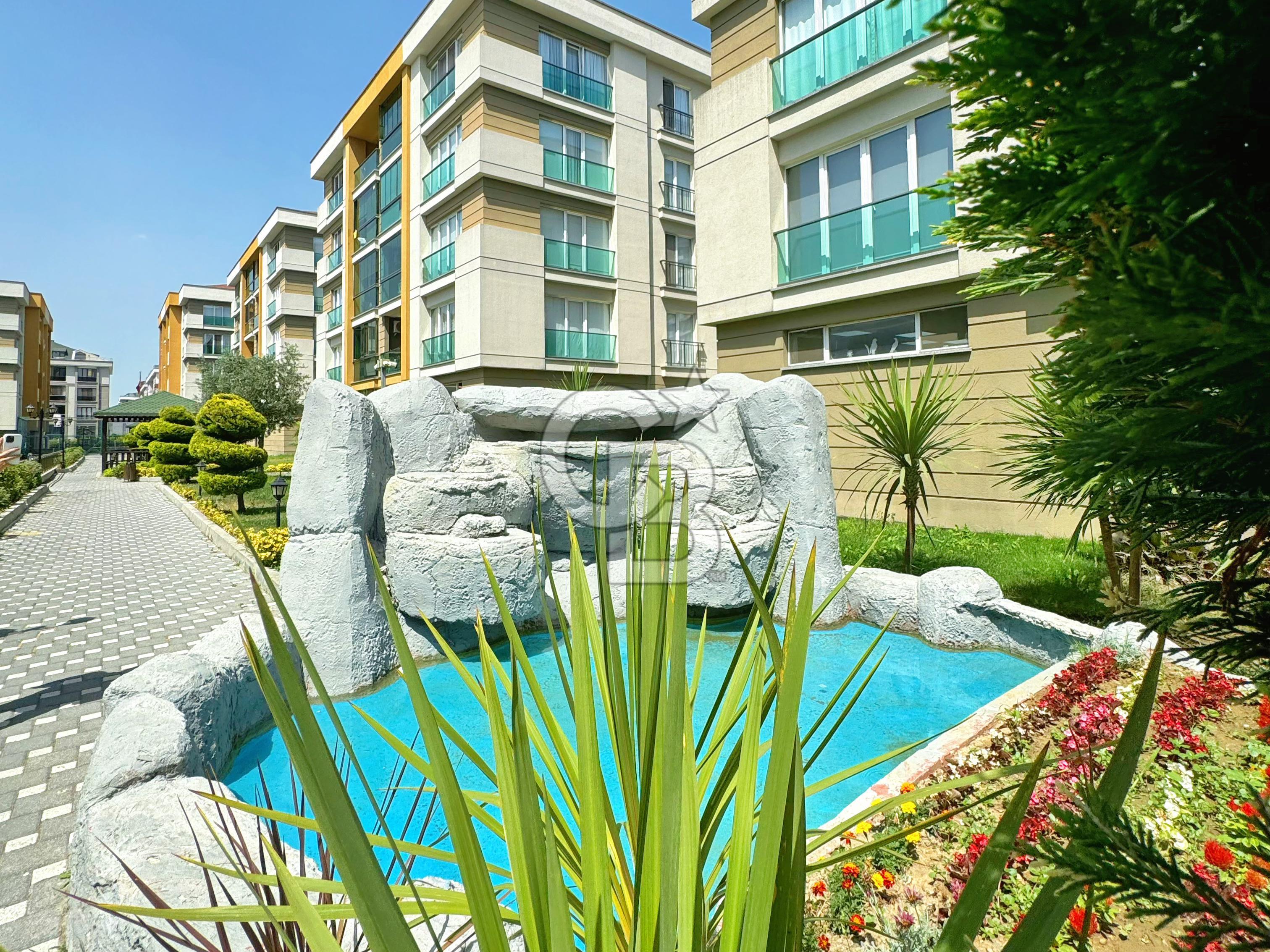 ŞEHİRİ BEYAZ 1 SİTESİNDE ÇİFT CEPHELİ,BÜYÜK TİP 3+1 SATILIK