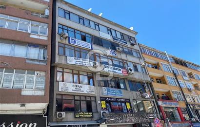Şirinevler Meydan'a Çok Yakın Fırsat Kiralık Büro Ofis