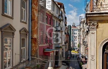 İSTİKLAL CADDESİNE KOMŞU SATILIK 1+1 DAİRE
