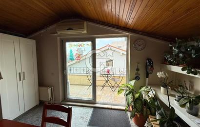 Koşuyolu'nda Özel Otoparklı, Bahçeli, Bakımlı Kiralık 9+2 Villa
