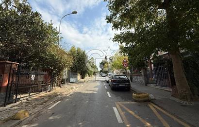 Koşuyolu'nda Özel Otoparklı, Bahçeli, Bakımlı Kiralık 9+2 Villa