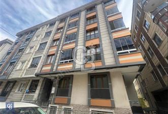 ESENYURT DA SAADETDERE METROBÜSE 2 DK SATILIK 2+1 DAİRE
