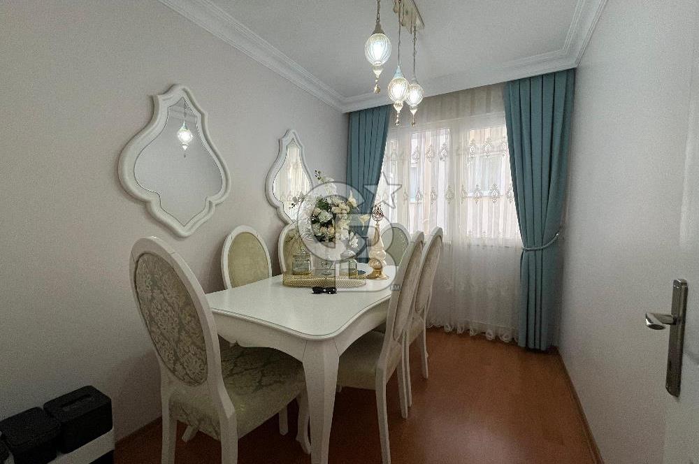 Maltepe Fındıklı'da üniversiteye 3 dakika balkonlu Ara kat 3+1