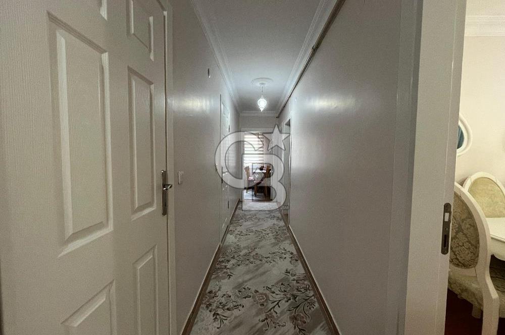 Maltepe Fındıklı'da üniversiteye 3 dakika balkonlu Ara kat 3+1