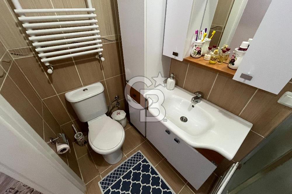 Maltepe Fındıklı'da üniversiteye 3 dakika balkonlu Ara kat 3+1