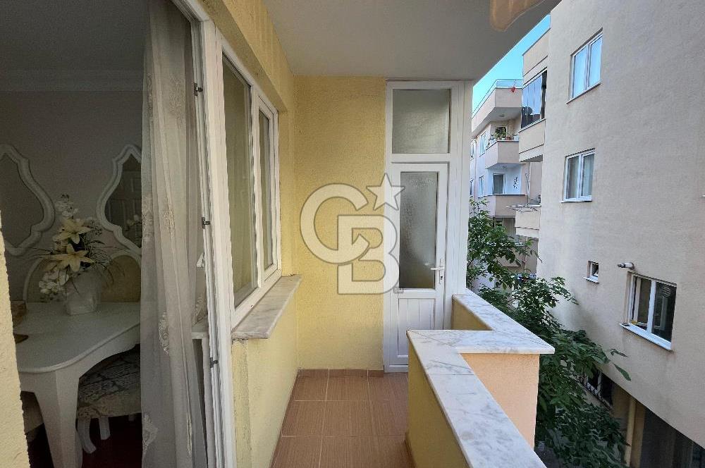 Maltepe Fındıklı'da üniversiteye 3 dakika balkonlu Ara kat 3+1