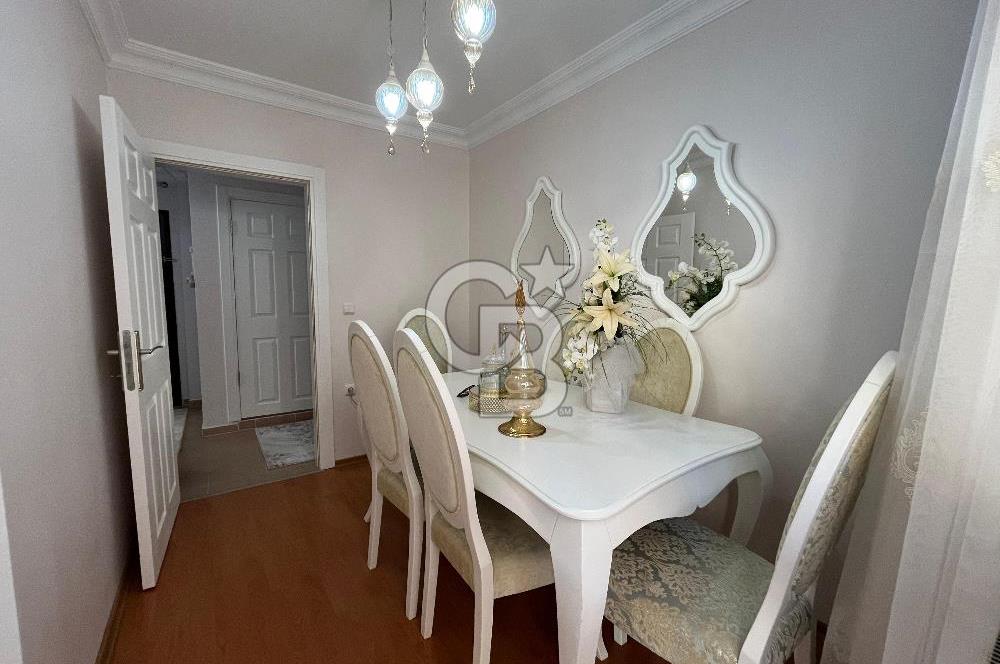 Maltepe Fındıklı'da üniversiteye 3 dakika balkonlu Ara kat 3+1