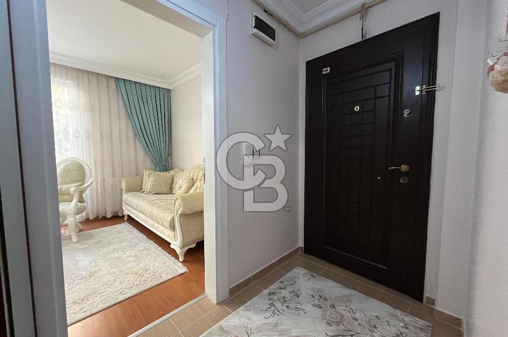 Maltepe Fındıklı'da üniversiteye 3 dakika balkonlu Ara kat 3+1