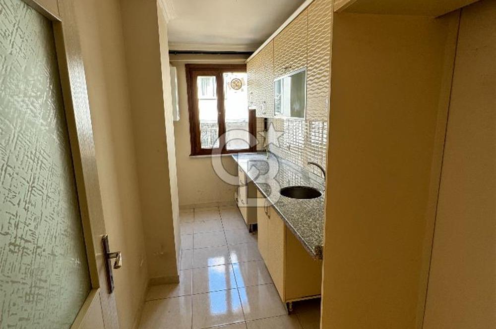 ÇEKMEKÖY MERKEZ MAHALLESİ'NDE SATILIK 2+1 DAİRE