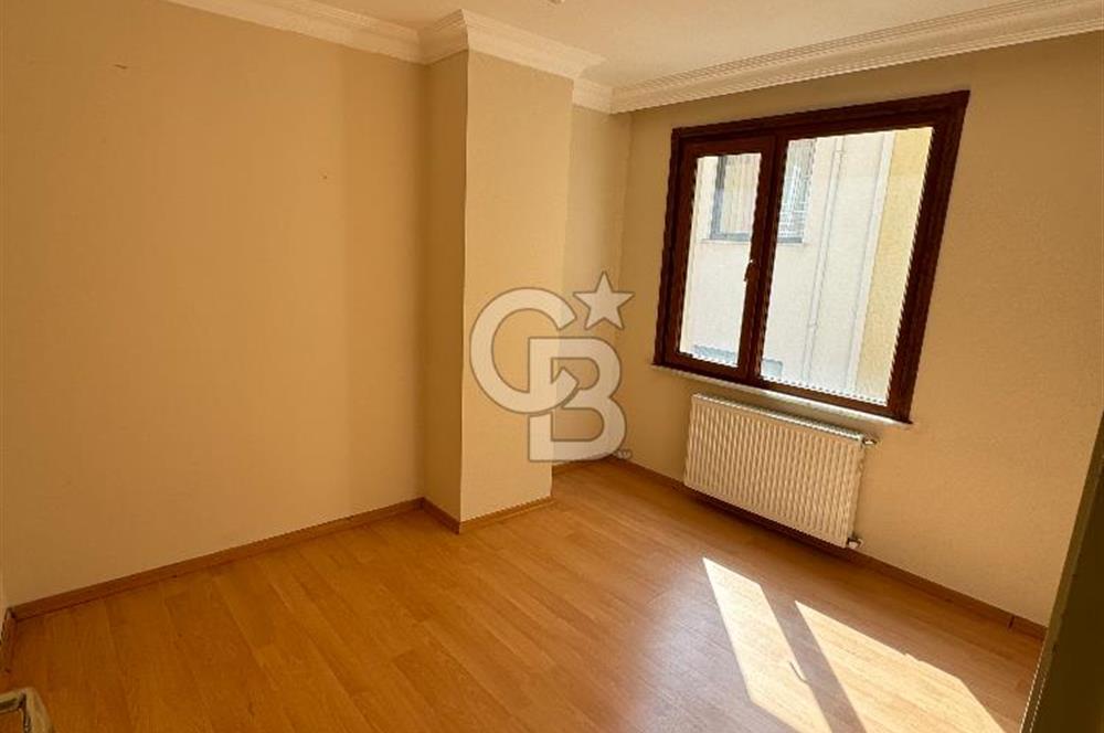 ÇEKMEKÖY MERKEZ MAHALLESİ'NDE SATILIK 2+1 DAİRE