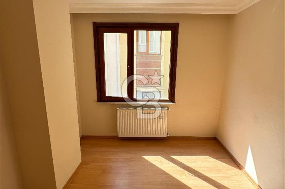 ÇEKMEKÖY MERKEZ MAHALLESİ'NDE SATILIK 2+1 DAİRE