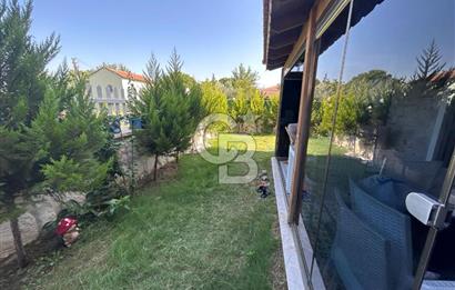 Foça Rüzgar Evleri Sitesinde Kiralık 2+1 Bahçeli Dubleks Villa