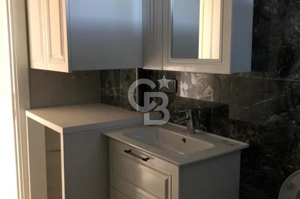 Foça Rüzgar Evleri Sitesinde Kiralık 2+1 Bahçeli Dubleks Villa