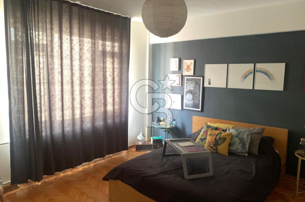 CİHANGİR'DE KEYİFLİ SATILIK DAİRE