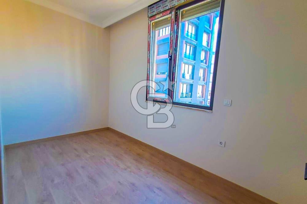 BOSTANCI CADDE CEPHELİ   SATILIK  2+1  KAÇIRMAYIN!!! 