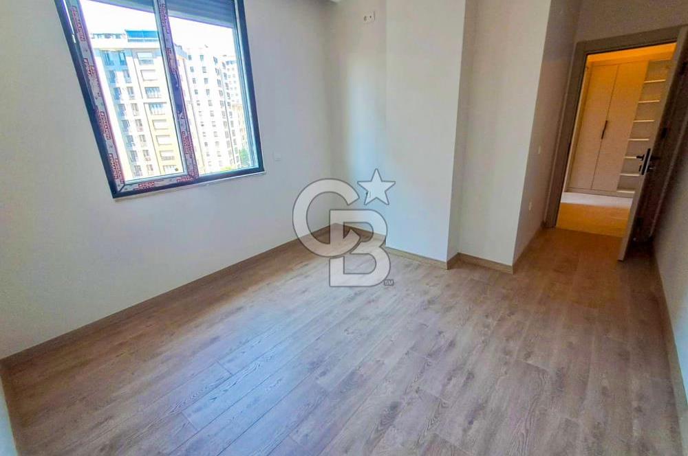 BOSTANCI CADDE CEPHELİ   SATILIK  2+1  KAÇIRMAYIN!!! 