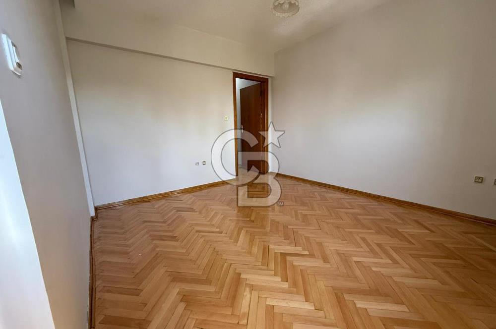 TUNALI YAKINI YALIM SOKAKTA AÇIK OTOPARKLI 3+1 KİRALIK DAİRE