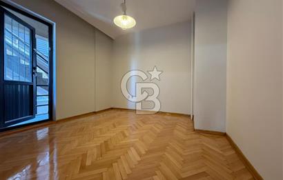 TUNALI YAKINI YALIM SOKAKTA AÇIK OTOPARKLI 3+1 KİRALIK DAİRE