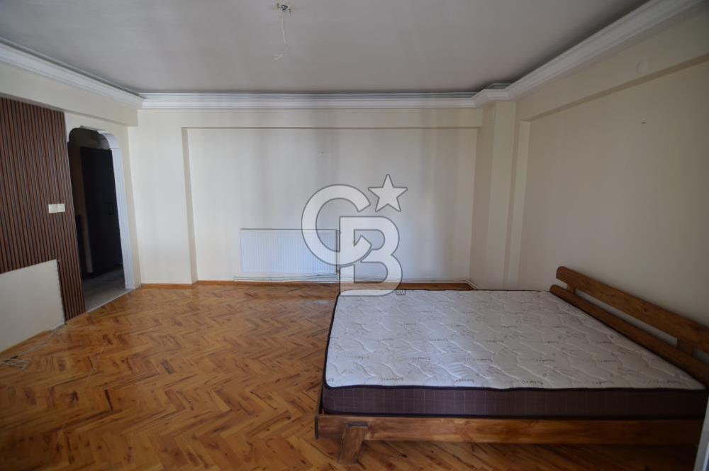 Karşıyaka Yalı Mahallesinde Kiralık 2+1 Daire