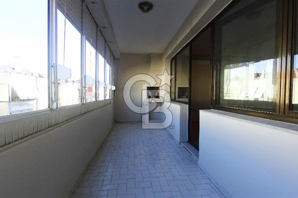 Karşıyaka Bahariye Mahallesi 3+1 Kiralık Daire
