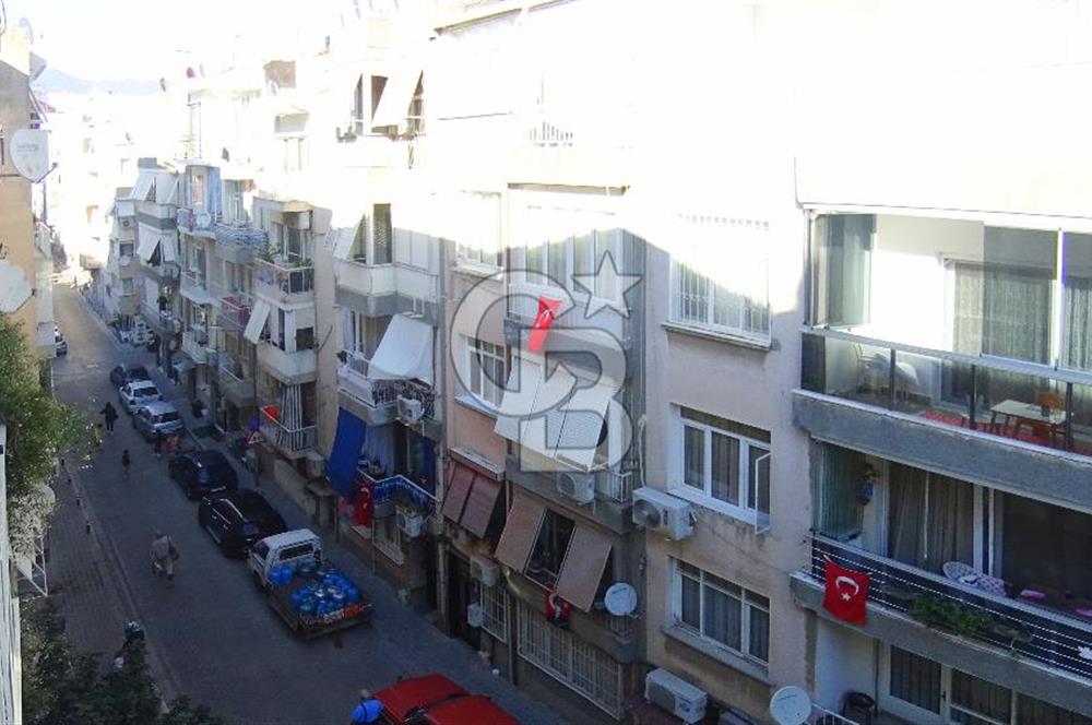 Karşıyaka Bahariye Mahallesi 3+1 Kiralık Daire