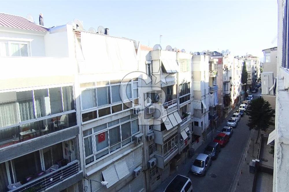 Karşıyaka Bahariye Mahallesi 3+1 Kiralık Daire