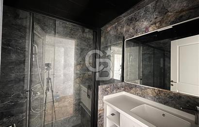 Florya Bağlıca Sitesinde 4+1 Kiralık Daire – 3. Kat Yeşillik Manzaralı