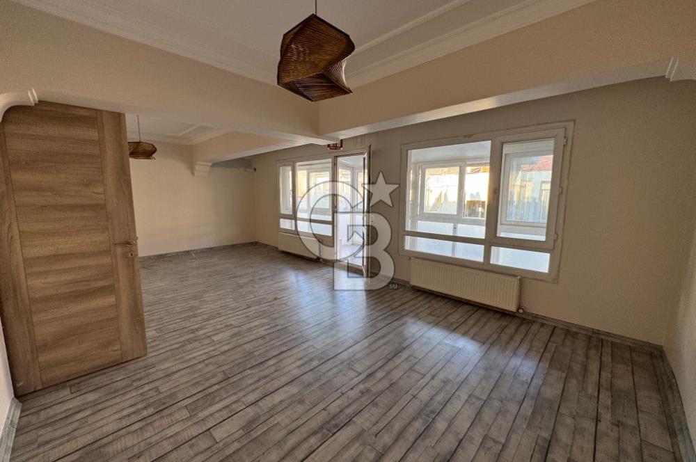 Karşıyaka Bahariye de Kiralık Geniş 2+1 Tadilatlı Daire