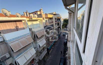 Karşıyaka Bahariye de Kiralık Geniş 2+1 Tadilatlı Daire