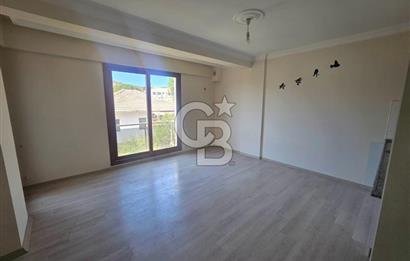 Foça Yenibağarası Mah. Cadde Üzerinde Kiralık 2+1 Daire