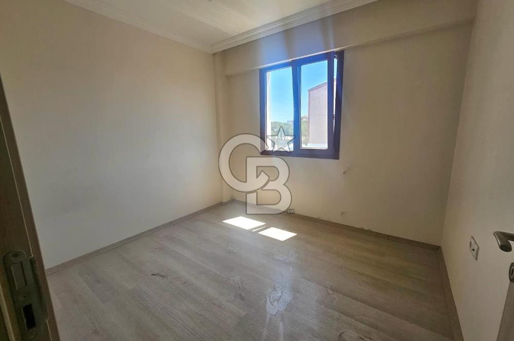Foça Yenibağarası Mah. Cadde Üzerinde Kiralık 2+1 Daire