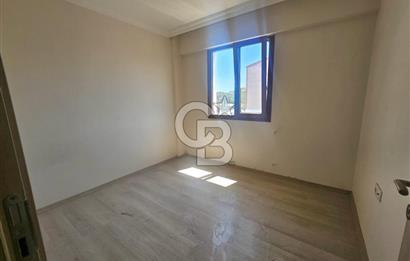 Foça Yenibağarası Mah. Cadde Üzerinde Kiralık 2+1 Daire