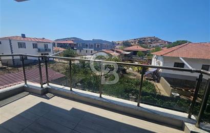 Foça Yenibağarası Mah. Cadde Üzerinde Kiralık 2+1 Daire