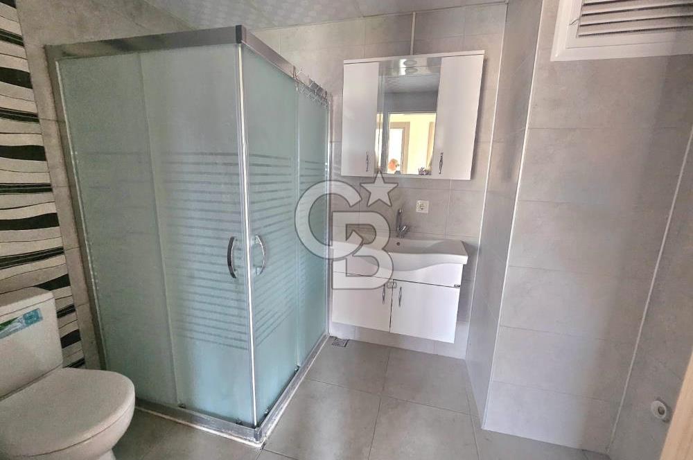 Foça Yenibağarası Mah. Cadde Üzerinde Kiralık 2+1 Daire