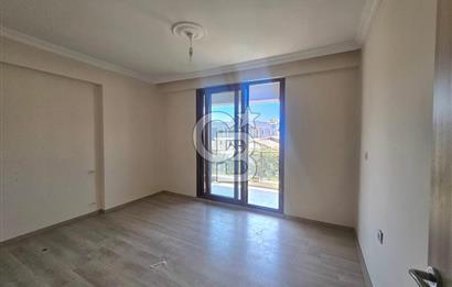 Foça Yenibağarası Mah. Cadde Üzerinde Kiralık 2+1 Daire