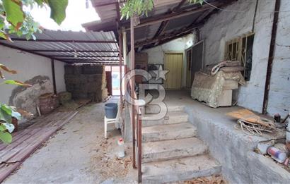 MENEMEN TÜRKELLİ KÖYİÇİ MERKEZDE BÜYÜK PARSEL 627 M2 ARSA